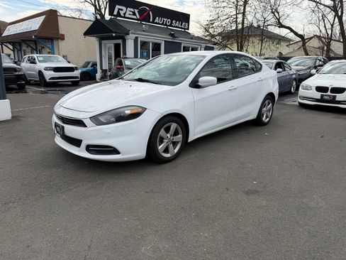 Used 2015 Dodge Dart SXT FWD image 1