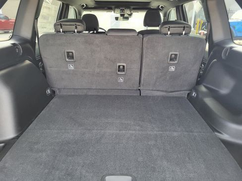 New 2025 Jeep Grand Cherokee Laredo X w/ Luxury Tech Group I image 12