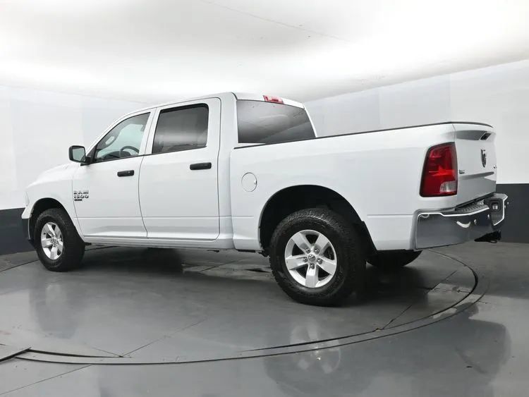 Used 2022 RAM 1500 Classic SLT w/ Electronics Group AWD/4WD image 9