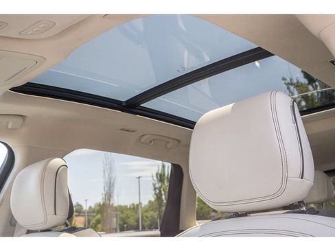 Used 2025 Lincoln Nautilus Black Label AWD/4WD image 17