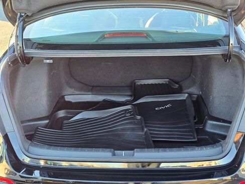 Used 2023 Honda Civic Sport image 16