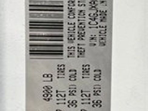 Certified 2018 Jeep Wrangler Sport image 22