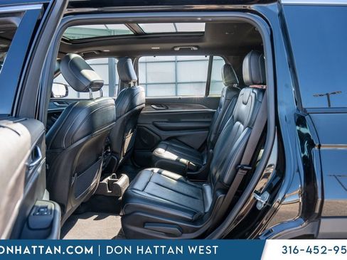 Used 2024 Jeep Grand Cherokee L Limited w/ Luxury Tech Group II AWD/4WD image 21