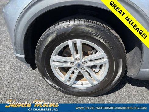Used 2020 Ford Explorer XLT w/ Equipment Group 202A image 9