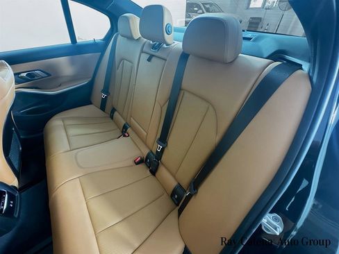 Used 2023 BMW 330i xDrive Sedan w/ Premium Package AWD/4WD image 25