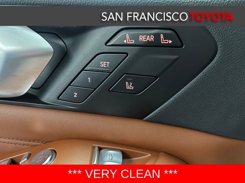 Used 2022 BMW X7 xDrive40i w/ M Sport Package image 39