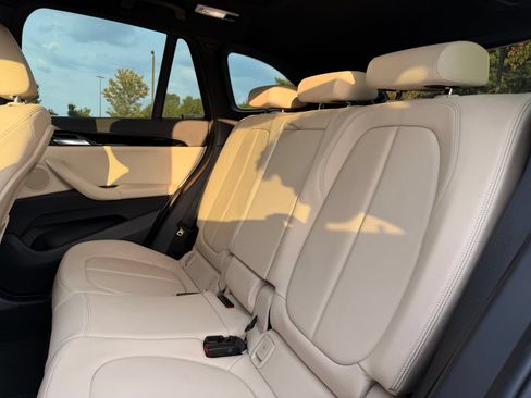 Used 2018 BMW X1 xDrive28i w/ Convenience Package AWD/4WD image 30