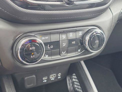 Used 2023 Chevrolet TrailBlazer LT w/ Convenience Package FWD image 64
