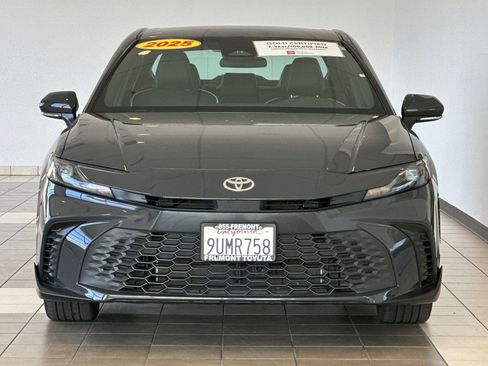 Certified 2025 Toyota Camry SE image 9