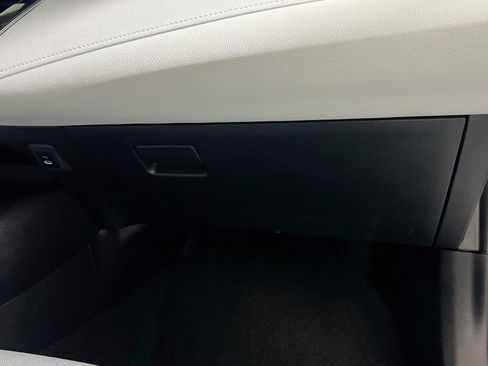 Used 2024 Toyota Corolla SE FWD image 33