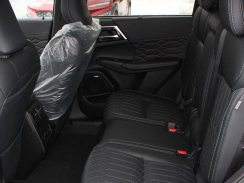 New 2026 Mitsubishi Outlander SEL AWD/4WD image 18