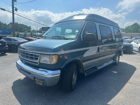 Used 1997 Ford E-150 and Econoline 150 image 7