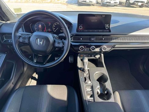 Used 2025 Honda Civic Sport image 18