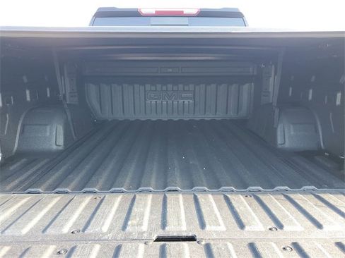 Used 2025 GMC Sierra 1500 AT4 w/ AT4 Preferred Package image 27