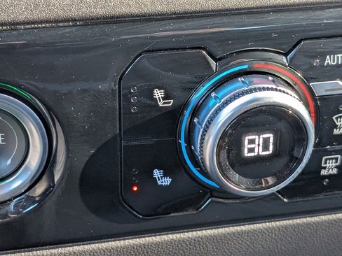 Used 2024 GMC Sierra 1500 Elevation image 31