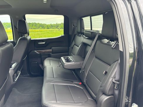 Used 2019 Chevrolet Silverado 1500 LT Trail Boss image 39