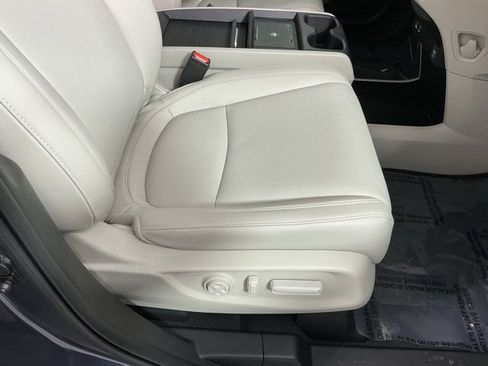 Used 2026 Honda Odyssey EX-L image 10