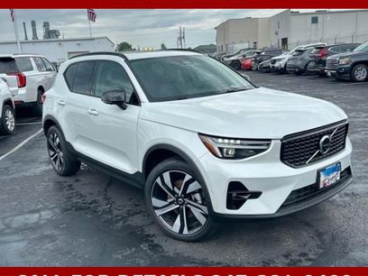 Used 2025 Volvo XC40 B5 Ultra