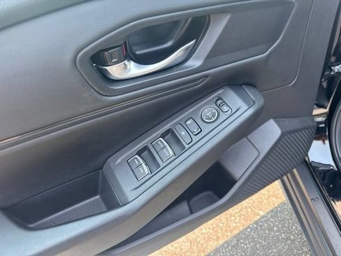 Certified 2023 Honda Accord EX image 22