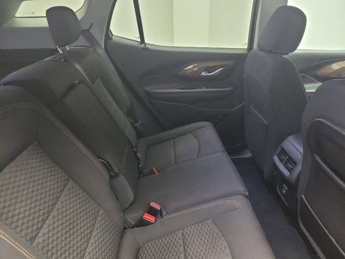 Used 2018 GMC Terrain SLE w/ Driver Convenience Package AWD/4WD image 19
