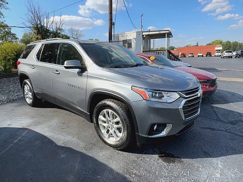 Certified 2020 Chevrolet Traverse LT image 5