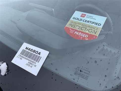 Used 2023 Toyota bZ4X Limited image 39