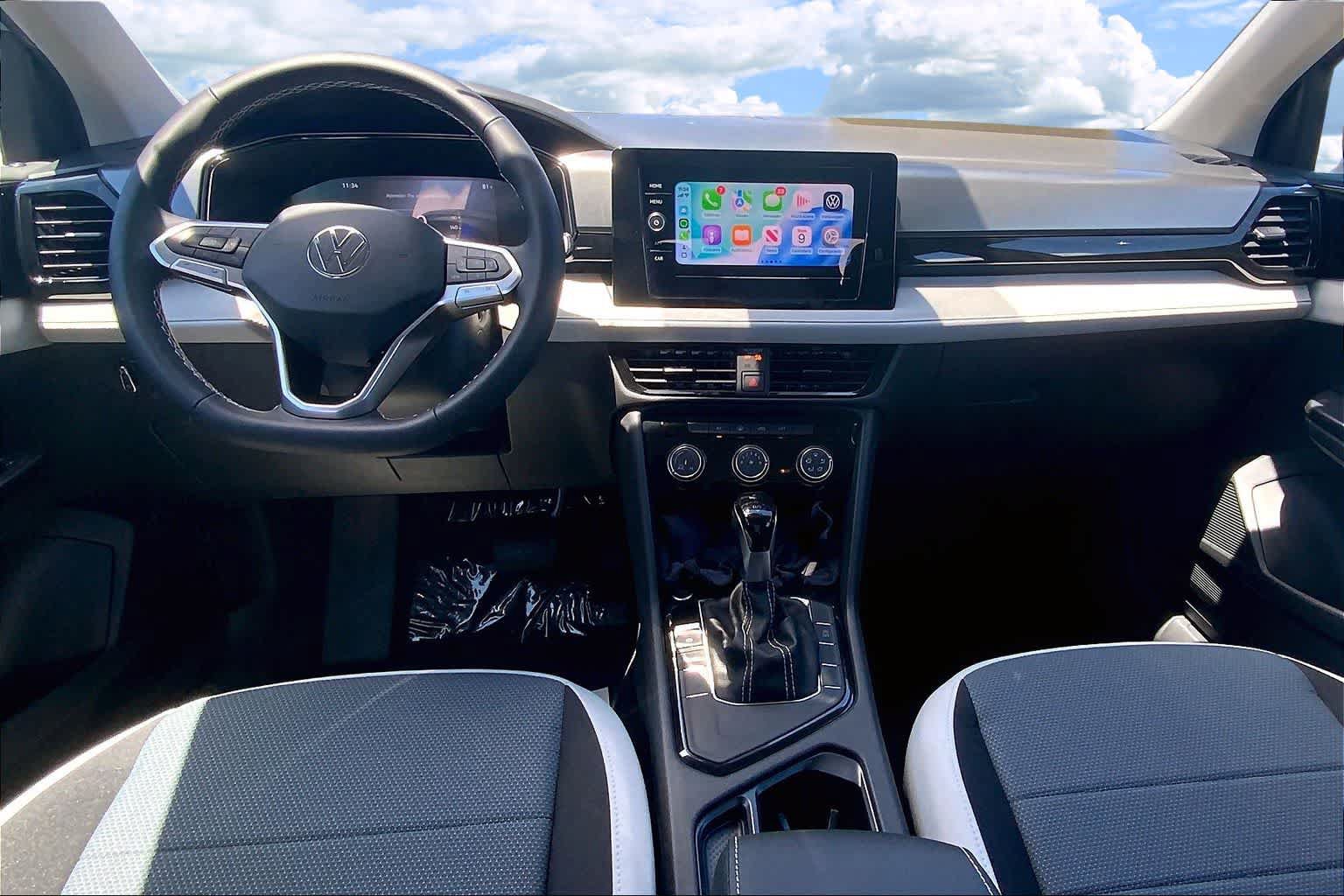 New 2026 Volkswagen Taos S FWD image 10