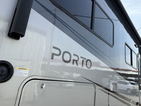 Used 2019 Mercedes-Benz Sprinter 170 image 16