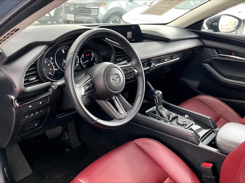 Used 2025 MAZDA MAZDA3 s image 17