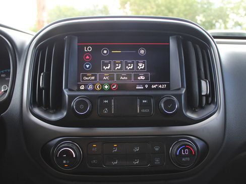 Used 2020 Chevrolet Colorado Z71 image 23