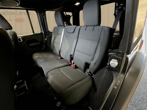 Used 2021 Jeep Wrangler Unlimited Sport image 22