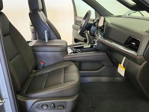 New 2026 Chevrolet Suburban RST w/ Comfort Package image 27