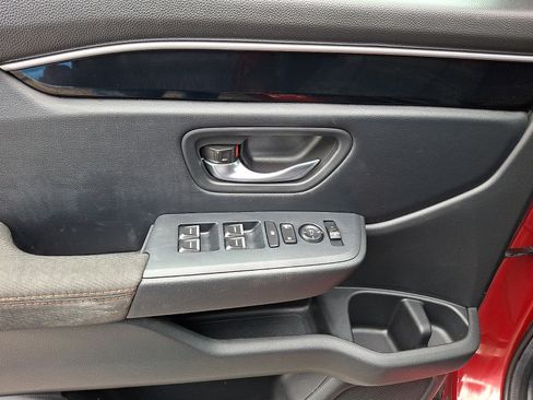 Used 2023 Honda Pilot Sport image 14