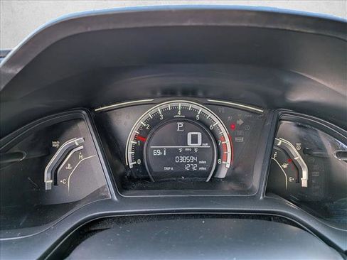 Used 2018 Honda Civic LX image 10