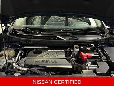 Certified 2025 Nissan Rogue SV image 12