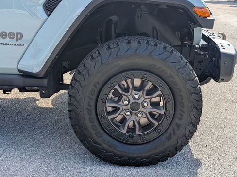 Certified 2023 Jeep Wrangler Unlimited Rubicon 392 image 9