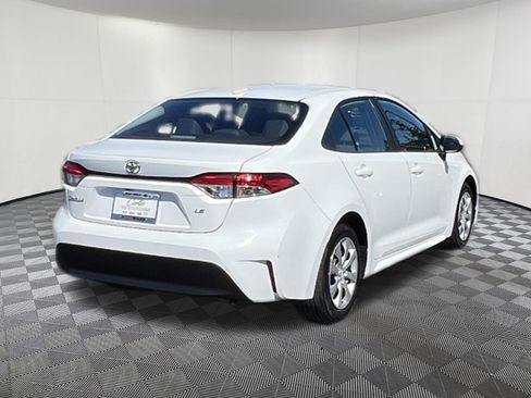 Used 2024 Toyota Corolla LE FWD image 6