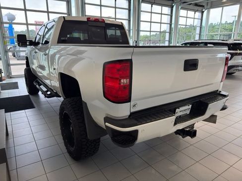 Used 2017 Chevrolet Silverado 2500 LTZ w/ Duramax Plus Package AWD/4WD image 44