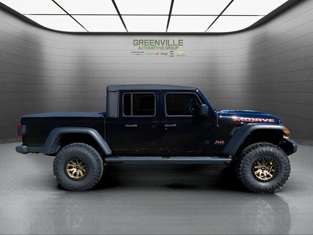 Used 2022 Jeep Gladiator Mojave w/ LED Lighting Group AWD/4WD image 11