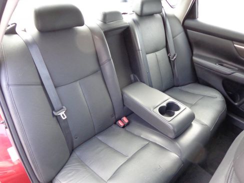 Used 2014 Nissan Altima 2.5 SL w/ Moonroof Package image 35