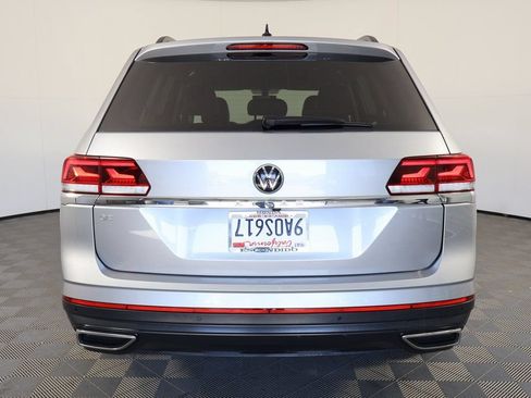 Used 2022 Volkswagen Atlas SE w/ Panoramic Sunroof Package FWD image 5