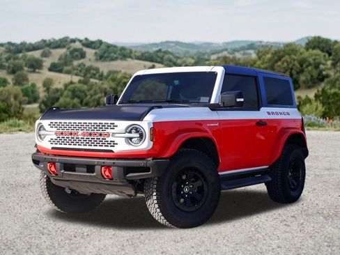 Used 2025 Ford Bronco Stroppe Edition AWD/4WD image 2