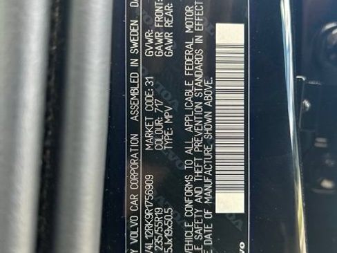 Certified 2024 Volvo XC60 B5 Core w/ Climate Package AWD/4WD image 29