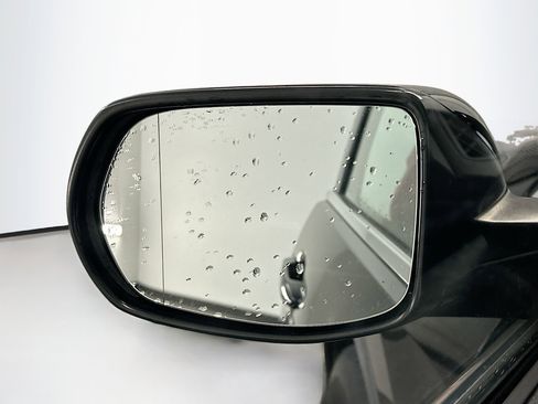 Used 2016 Honda CR-V EX image 16