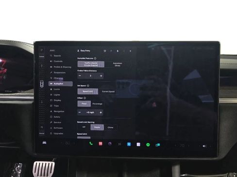 Used 2023 Tesla Model S Standard Range image 30