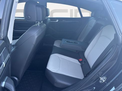 Certified 2021 Volkswagen Arteon SE image 20