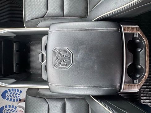 Used 2020 RAM 1500 Laramie image 18
