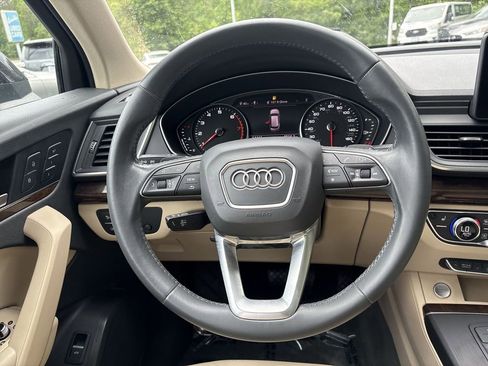 Used 2020 Audi Q5 2.0T Premium w/ Convenience Package AWD/4WD image 11