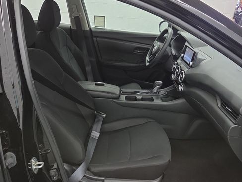 Used 2025 Nissan Sentra S FWD image 11