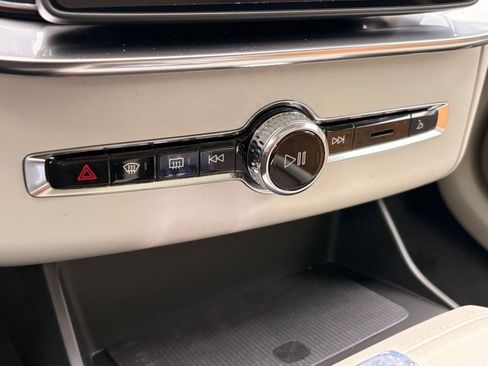 New 2026 Volvo XC90 B6 Ultra w/ Protection Package AWD/4WD image 20